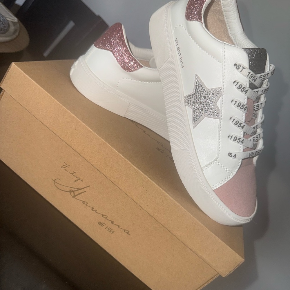 Vintage Havana White Sneakers with glitter blinged Star with Signature Sole